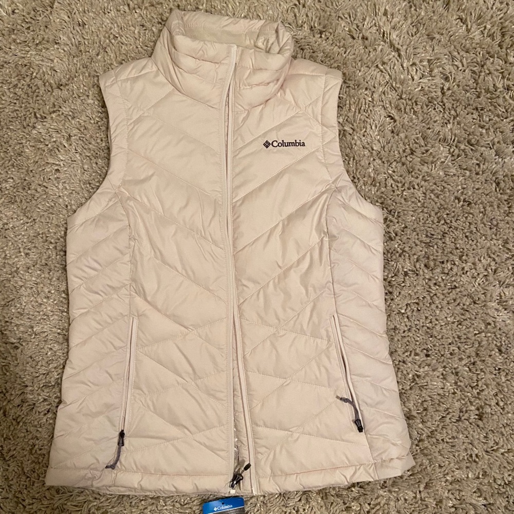 Women’s Columbia “Heavenly Vest” never worn.